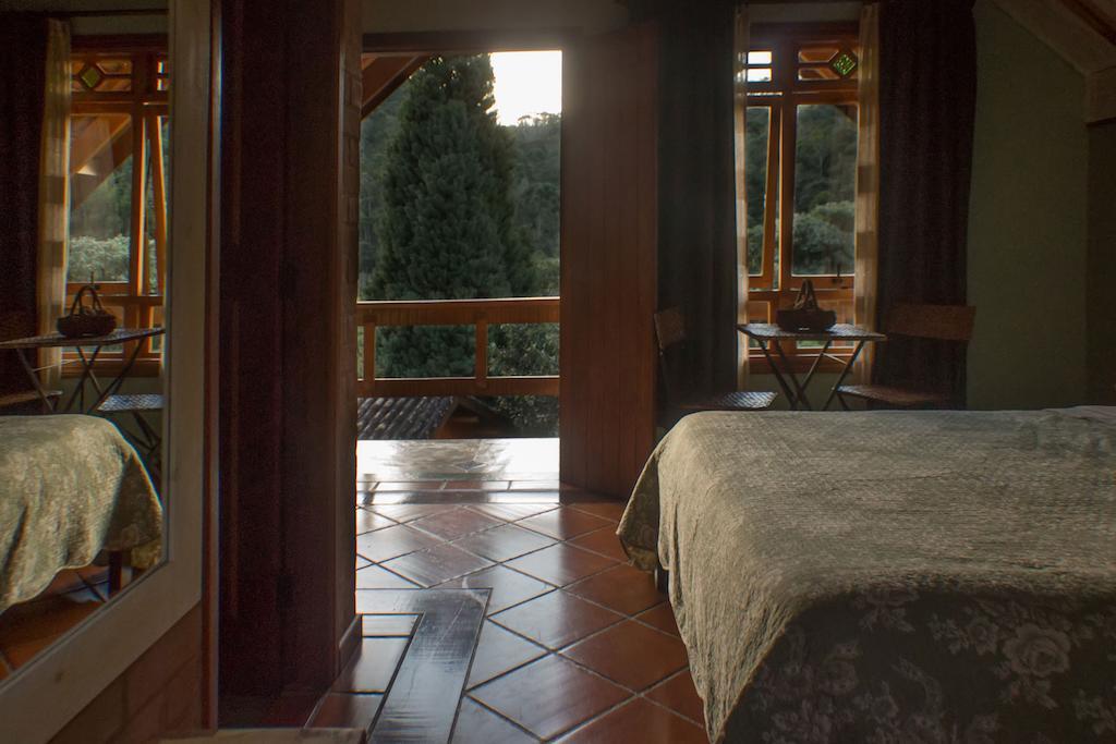 Pousada Villa Rhustica Санту-Антоніу-ду-Піннял Екстер'єр фото